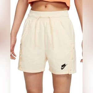 Nike sportswear NSW women’s shorts
